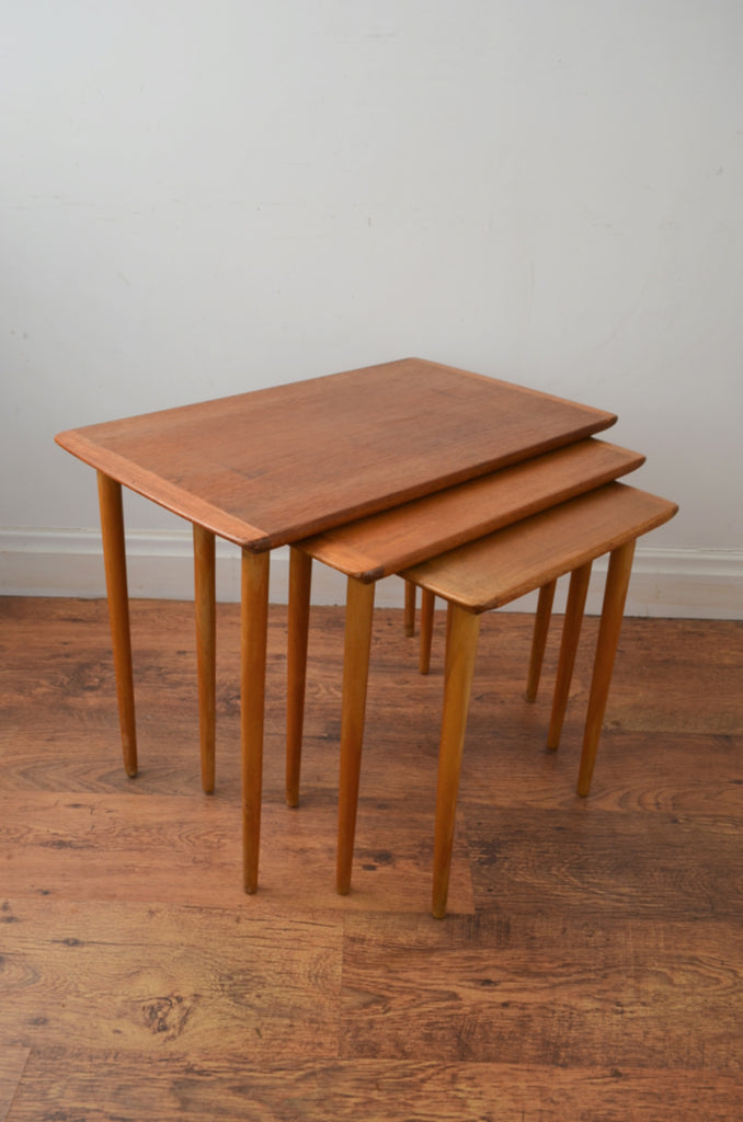 Vintage nest deals of tables