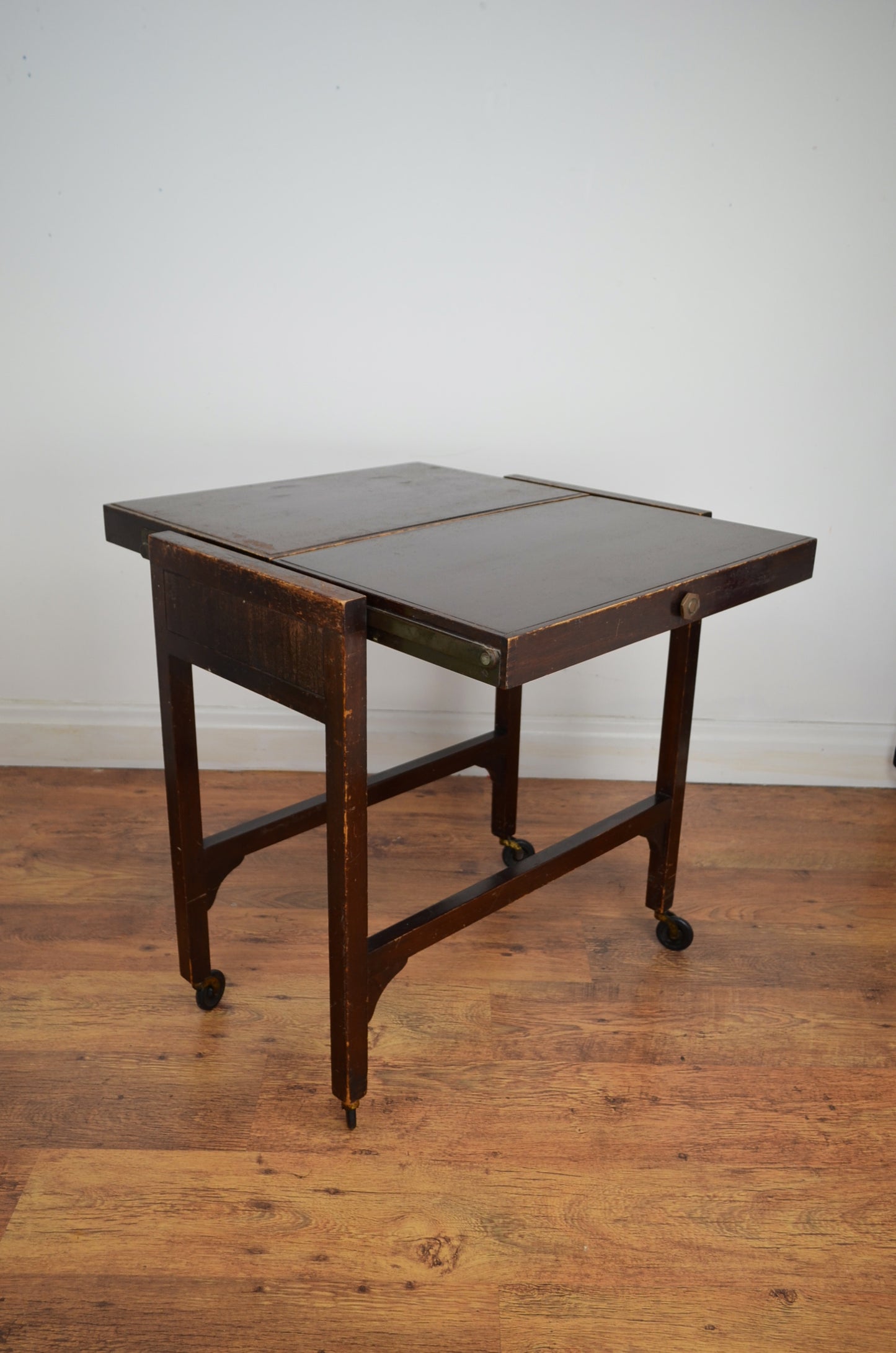 Besway Trolley & Table