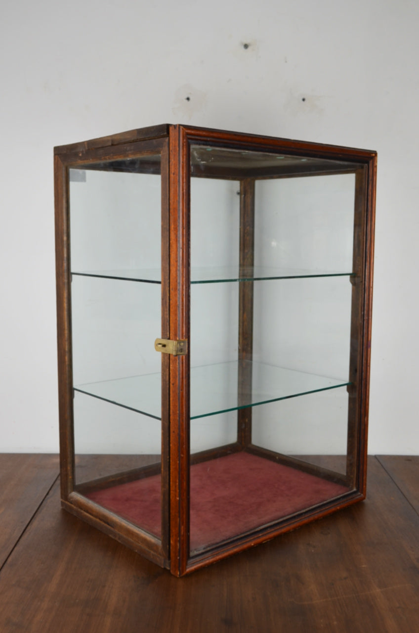 Early Display Cabinet